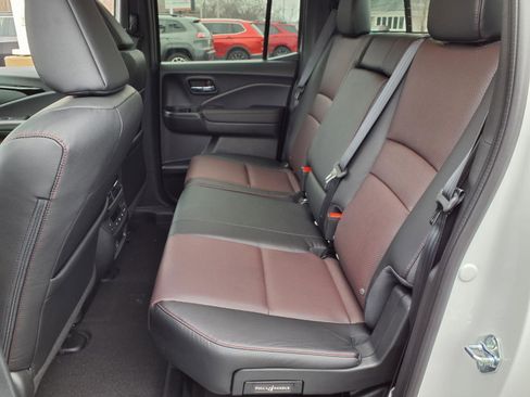 New 2026 Honda Ridgeline Black Edition image 8