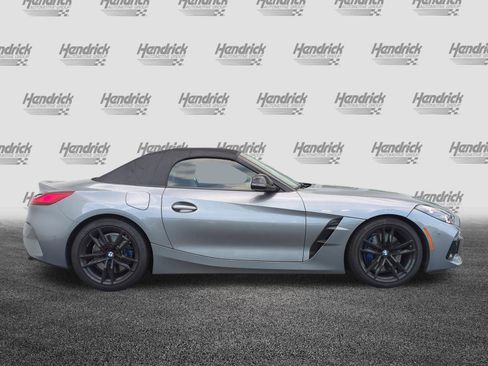 Certified 2024 BMW Z4 M40i w/ Premium Package RWD image 10