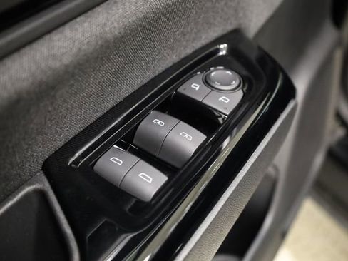 Used 2024 Honda Prologue EX image 17