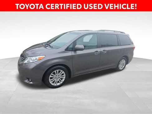 Certified 2017 Toyota Sienna XLE w/ XLE Navigation Package image 1