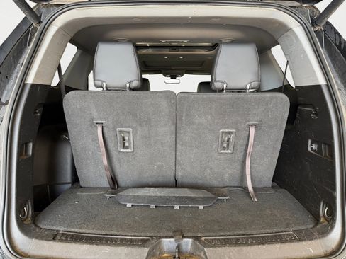 Used 2018 GMC Acadia SLT image 24