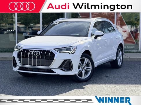 Certified 2024 Audi Q3 2.0T Premium Plus image 1