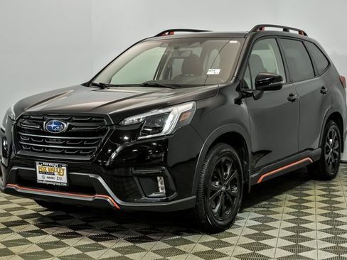 Used 2023 Subaru Forester Sport image 4