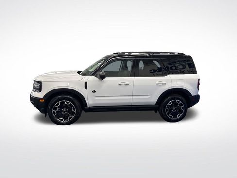 Certified 2025 Ford Bronco Sport Outer Banks w/ Outer Banks Tech Package+ AWD/4WD image 2