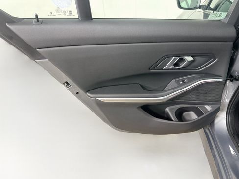 Used 2026 BMW 330i Sedan RWD image 27