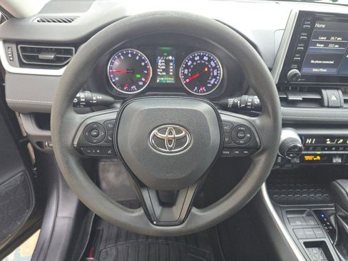 Used 2019 Toyota RAV4 XLE image 15