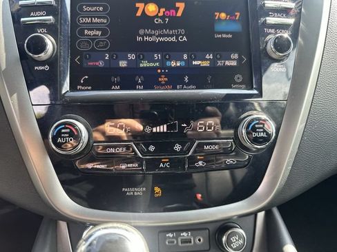 Used 2024 Nissan Murano SV AWD/4WD image 18