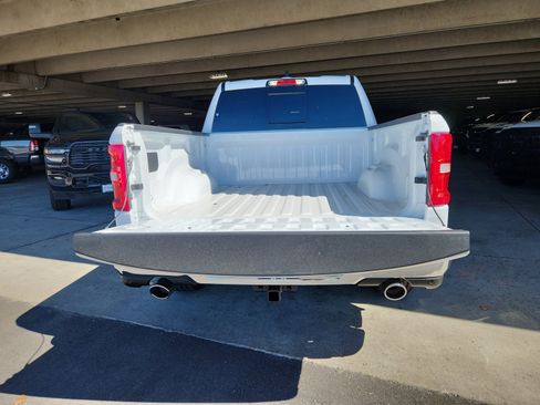 New 2026 RAM 1500 Big Horn AWD/4WD image 34