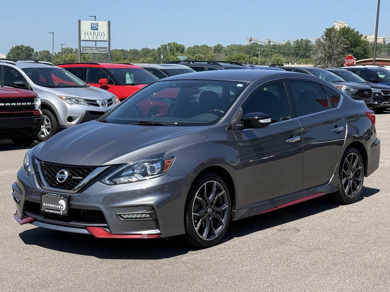 Used 2018 Nissan Sentra NISMO FWD image 7