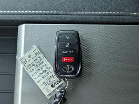 Used 2026 Toyota Sequoia Limited AWD/4WD image 41