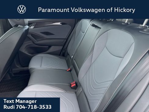 New 2026 Volkswagen Tiguan SE R-Line AWD/4WD image 14