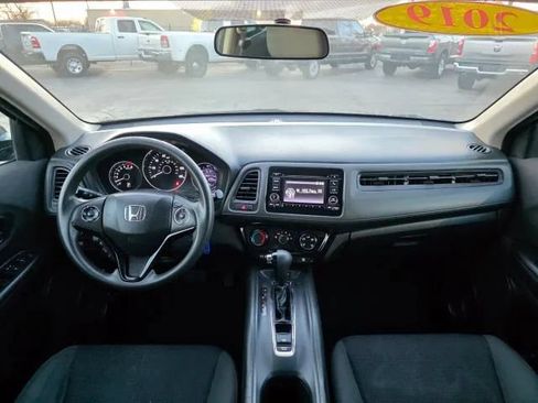 Used 2019 Honda HR-V LX image 13