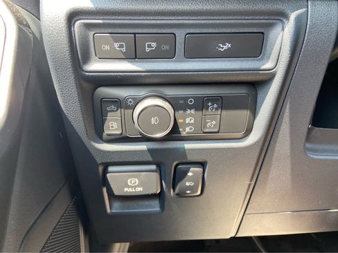 Used 2022 Ford F150 XLT w/ Equipment Group 302A High AWD/4WD image 35