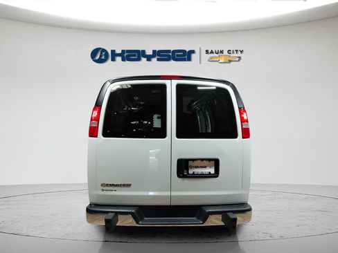 Used 2025 Chevrolet Express 2500 w/ Driver Convenience Package RWD image 6