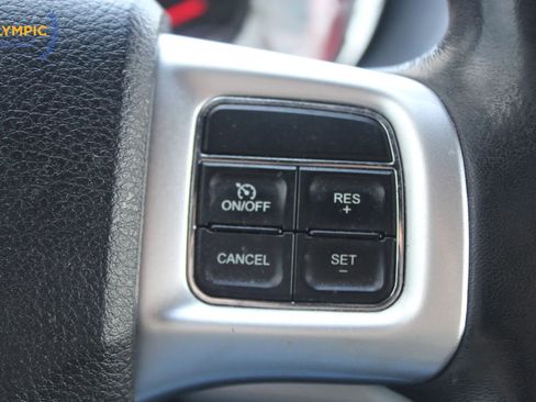 Used 2018 Dodge Grand Caravan GT image 21