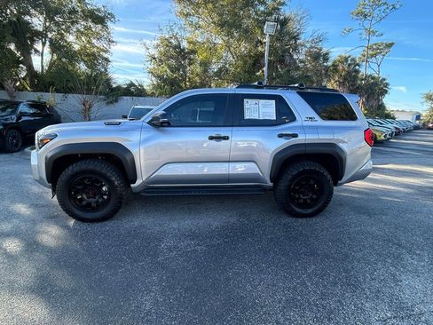 Used 2025 Toyota 4Runner TRD Off-Road Premium image 4