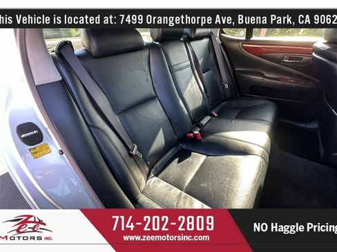 Used 2011 Lexus LS 460 AWD w/ Comfort Pkg image 23