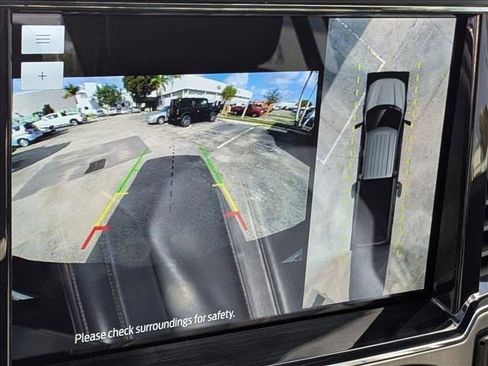 Certified 2022 Ford F350 Platinum w/ FX4 Off-Road Package image 13