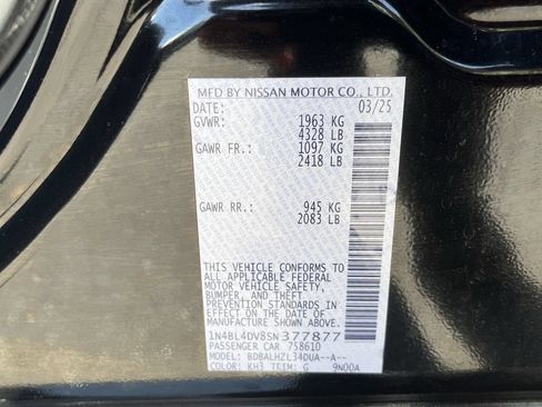 Used 2025 Nissan Altima 2.5 SV FWD image 30
