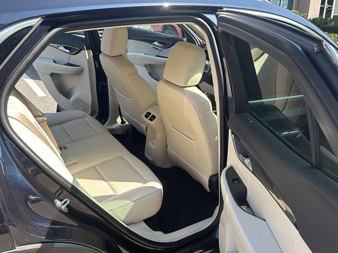 Used 2021 Buick Envision Essence w/ Technology Package I AWD/4WD image 19