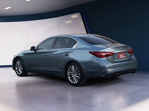 Used 2018 INFINITI Q50 Luxe image 3