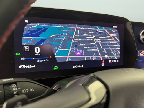 Used 2024 Chevrolet Equinox EV RS FWD image 20