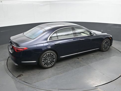 Used 2025 Mercedes-Benz S 580 4MATIC Sedan image 29
