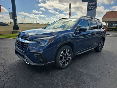 Used 2024 Subaru Ascent Touring image 9