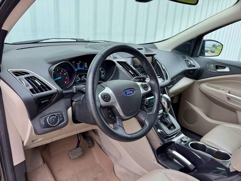 Used 2014 Ford Escape Titanium AWD/4WD image 10