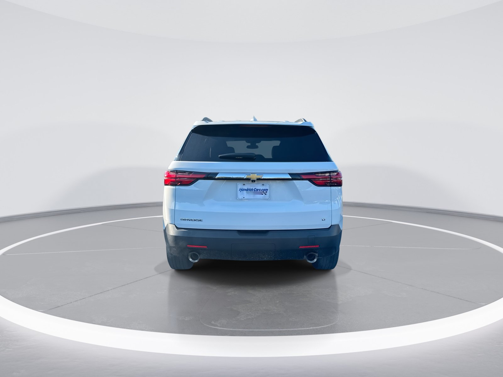 Used 2023 Chevrolet Traverse LT FWD image 8