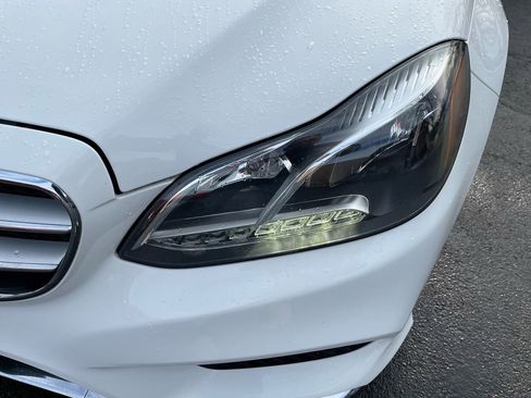 Used 2014 Mercedes-Benz E 350 4MATIC image 27