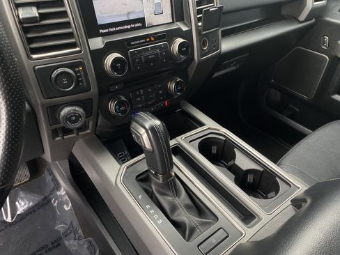 Used 2018 Ford F150 Raptor w/ Equipment Group 802A Luxury image 13