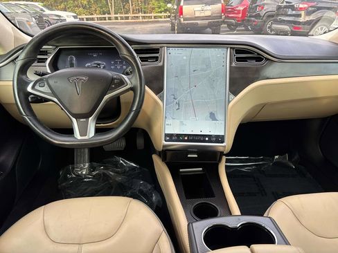 Used 2013 Tesla Model S image 11
