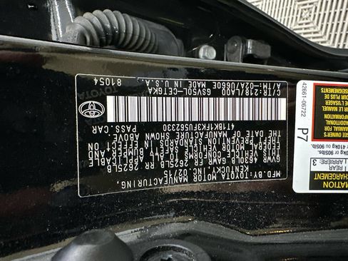 Used 2015 Toyota Camry XLE FWD image 33