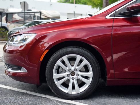 Used 2015 Chrysler 200 Limited FWD image 6