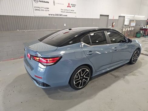 Used 2024 Nissan Sentra SR FWD image 3