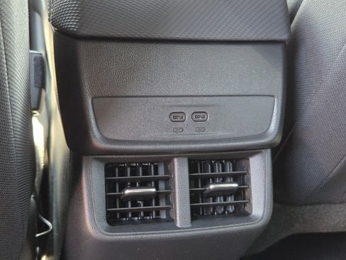 New 2026 Chevrolet Equinox LT w/ Midnight Edition FWD image 10