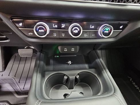 New 2027 Honda HR-V EX-L image 17