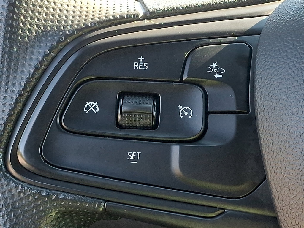 Certified 2024 Buick Envista Preferred FWD image 21