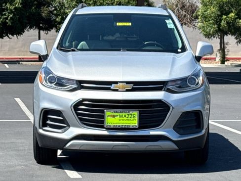 Used 2022 Chevrolet Trax LT w/ LT Convenience Package AWD/4WD image 7