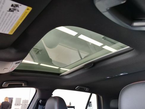 Used 2019 Volkswagen GTI Autobahn image 32