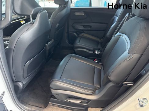 New 2027 Kia Telluride S image 12