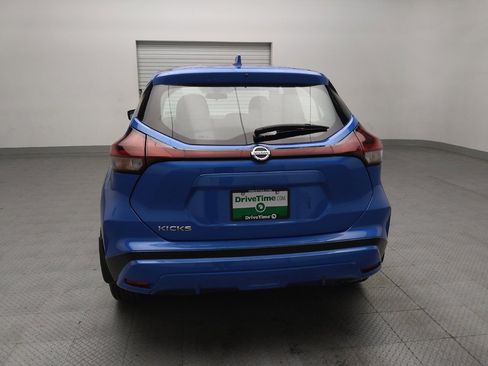 Used 2021 Nissan Kicks S FWD image 6