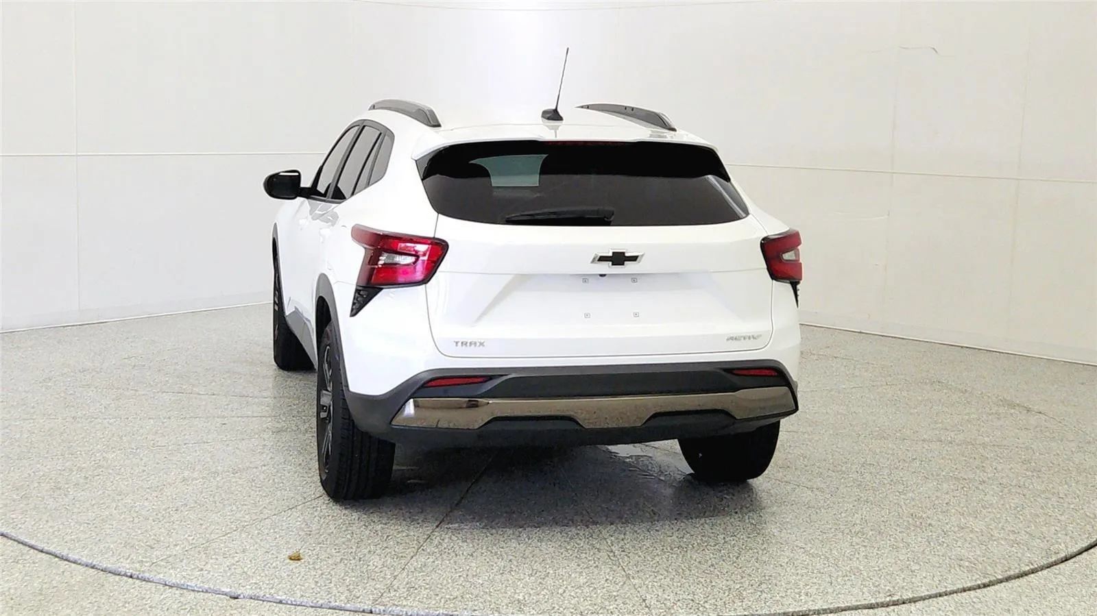 Used 2025 Chevrolet Trax ACTIV w/ Driver Confidence Package FWD image 7