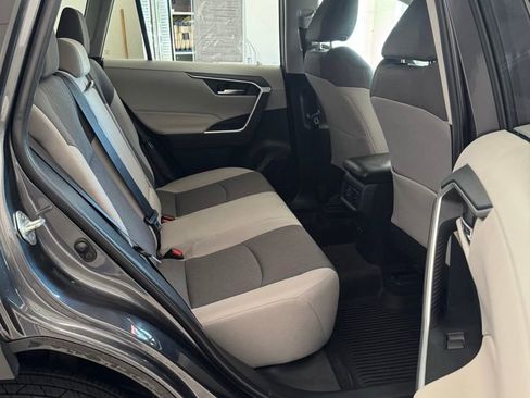 Used 2019 Toyota RAV4 XLE w/ Convenience Package AWD/4WD image 24