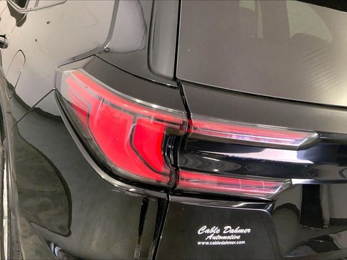 Used 2024 GMC Acadia Elevation AWD/4WD image 27
