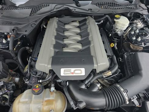 Used 2016 Ford Mustang GT image 34