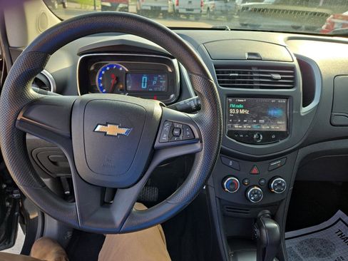 Used 2015 Chevrolet Trax LS image 7
