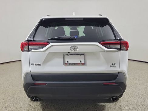 Used 2025 Toyota RAV4 LE AWD/4WD image 6
