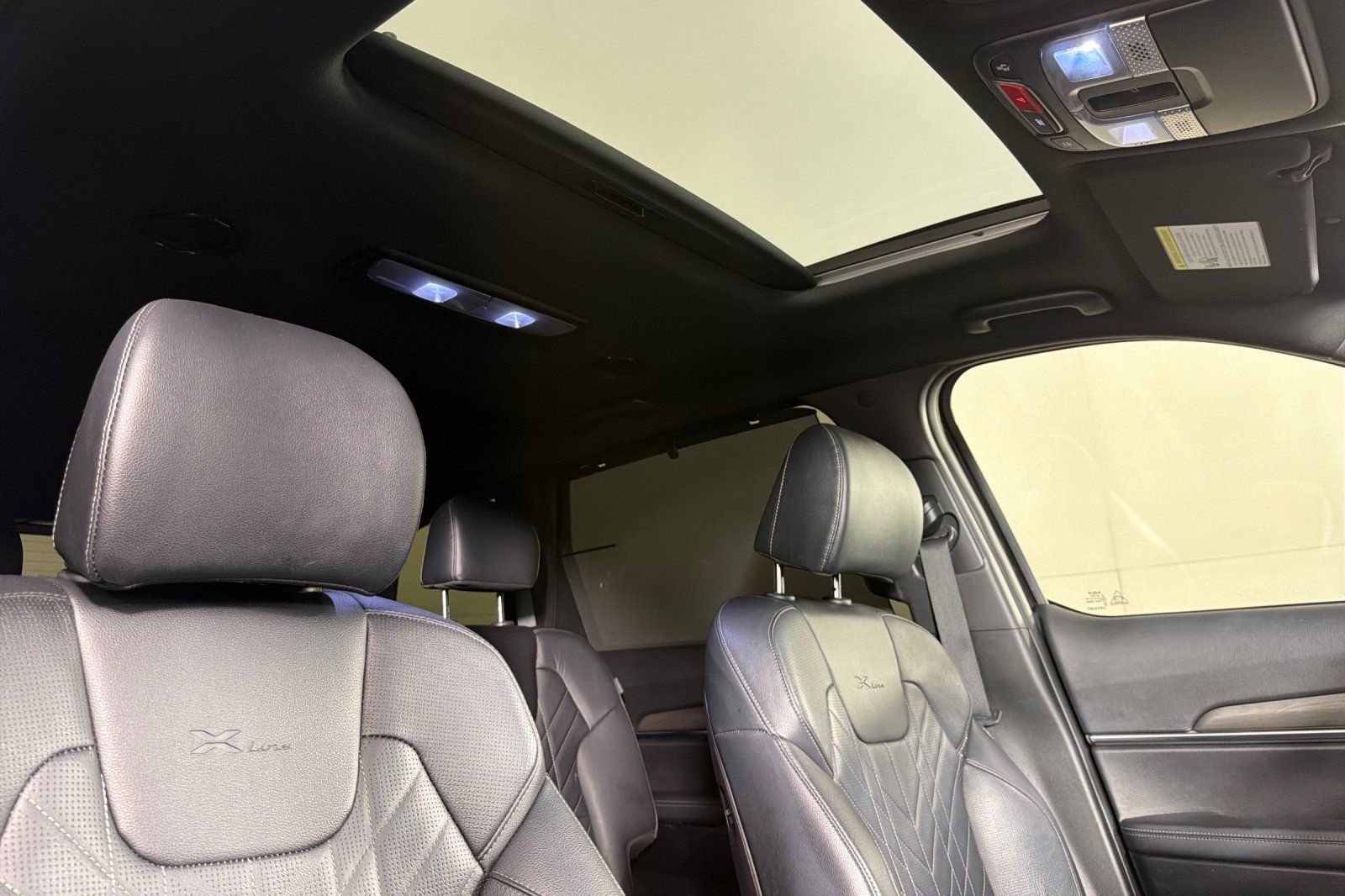 Used 2023 Kia Telluride EX X-Line AWD/4WD image 16